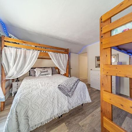 Cottage In The Falls, 2 B, 2 Bath, Fireplace Кайахога-Фолс Экстерьер фото